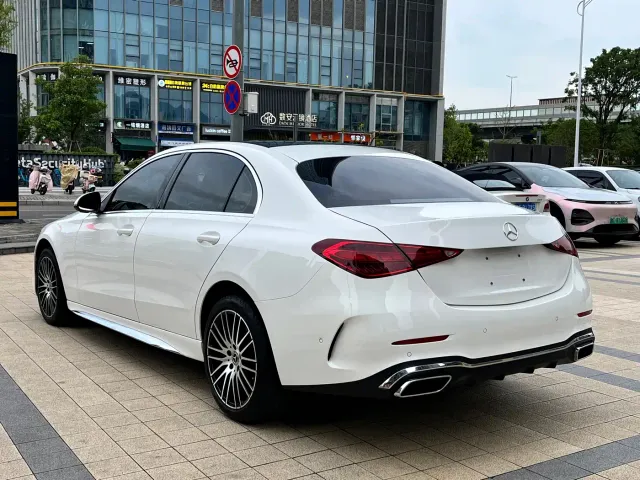 Mercedes-Benz C-Class — Фото автомобиля 13