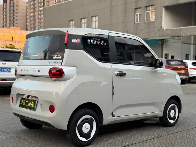 Wuling Hongguang Mini EV — Фото автомобиля 16