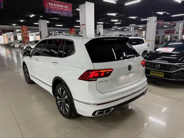 Volkswagen Tiguan L 2025 330TSI Automatic 2WD R-Line Dragon Glory Edition — Фото автомобиля 10