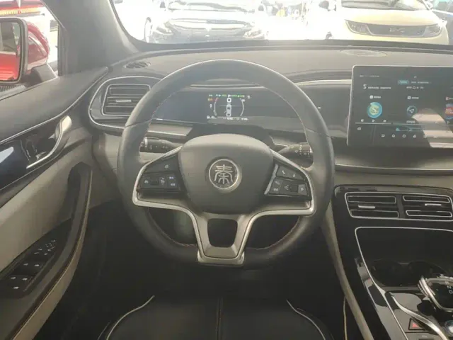 BYD Qin PLUS — Фото автомобиля 6