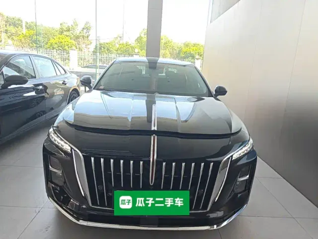 Hongqi H5 PHEV — Фото автомобиля 2
