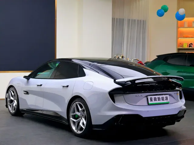 Lotus Emeya — Фото автомобиля 27