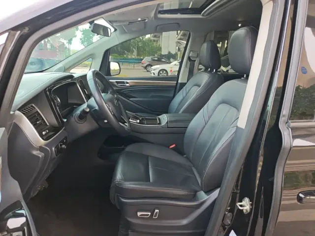 GAC Trumpchi M8 — Фото автомобиля 14