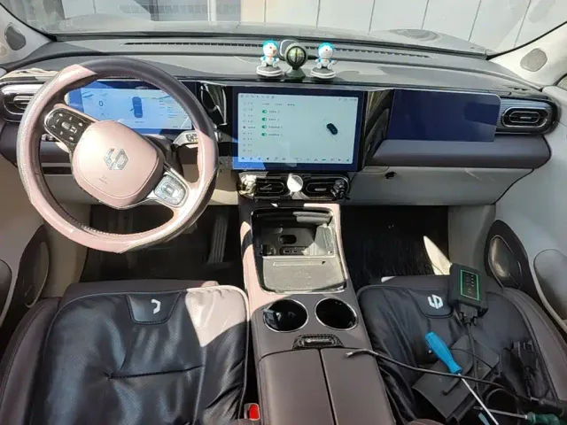 Leapmotor C11 — Фото автомобиля 9