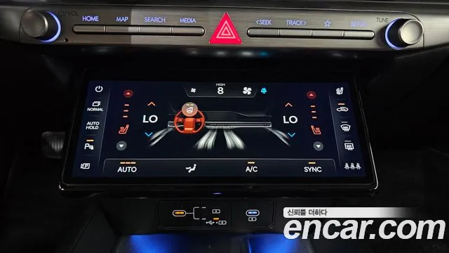 Hyundai Grandeur Grandeur (GN7) 2.5 Бензин 2WD — Фото автомобиля 19