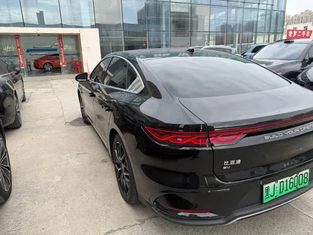 BYD Han — Фото автомобиля 7