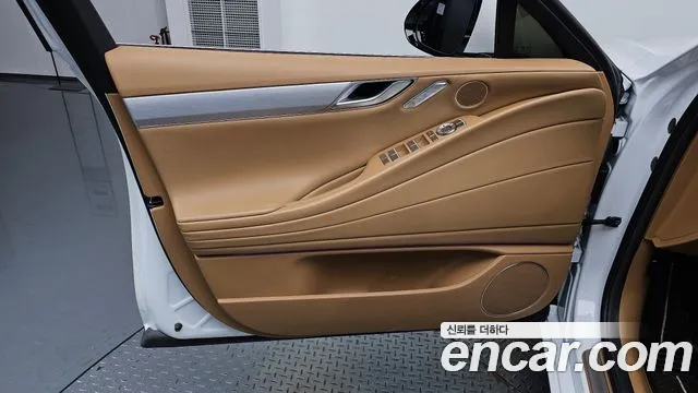 Genesis G80 RG3 — Фото автомобиля 13