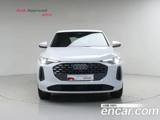 Audi Q5 40 TFSI quattro Sportback Advanced — Фото автомобиля 3