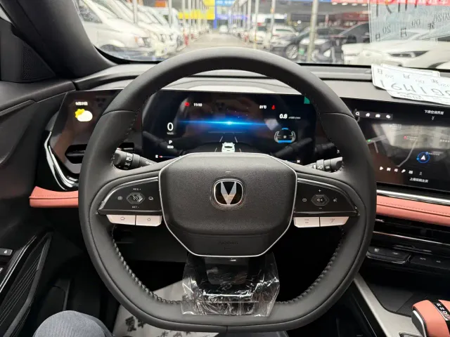 Changan X5 Plus — Фото автомобиля 6