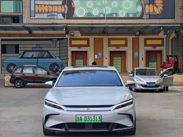 BYD Han — Фото автомобиля 2