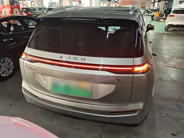 GAC Aion Y — Фото автомобиля 5