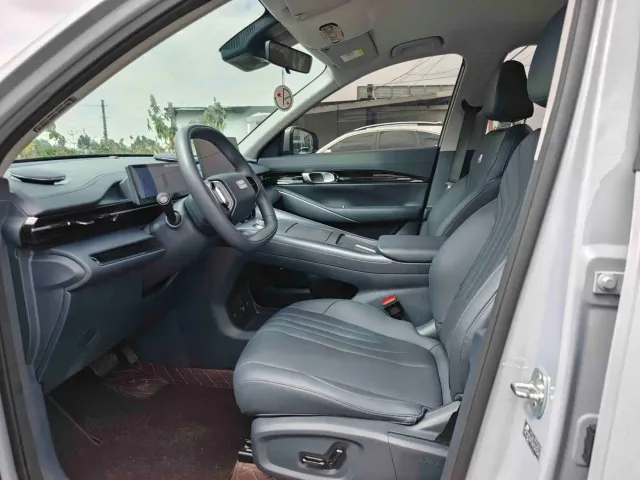 Geely Galaxy E5 — Фото автомобиля 4