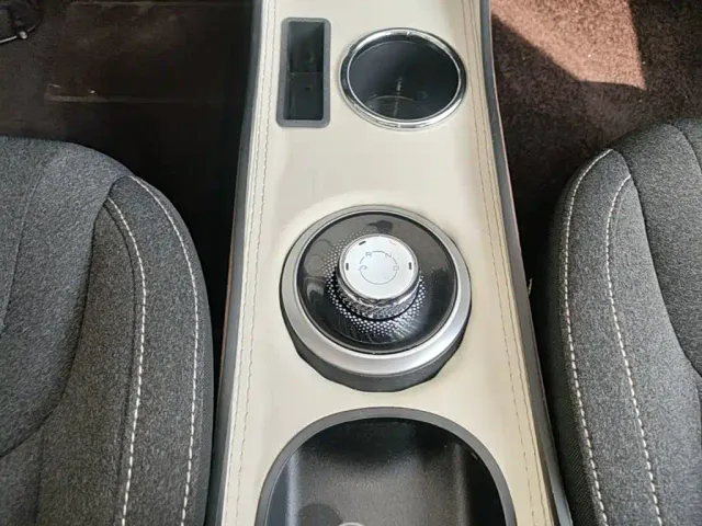 Wuling Bingo — Фото автомобиля 13