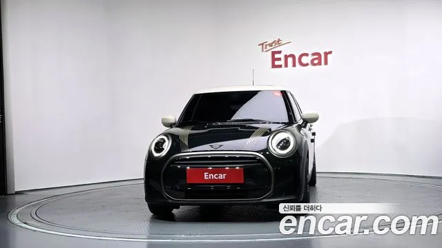 MINI Cooper — Фото автомобиля 3