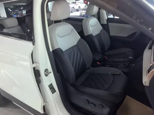 Volkswagen Tharu — Фото автомобиля 24