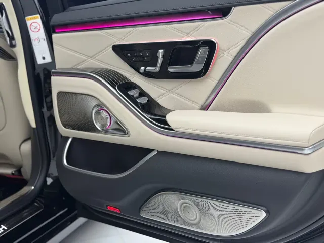 Mercedes-Benz Maybach S-Class — Фото автомобиля 12