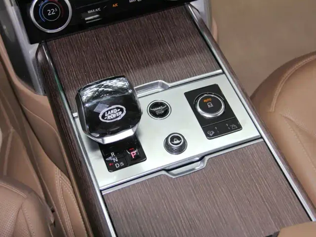Land Rover Range Rover — Фото автомобиля 21