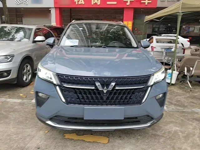 Wuling Asta — Фото автомобиля 2