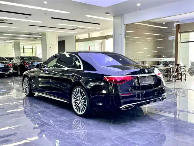 Mercedes-Benz S-Class — Фото автомобиля 4