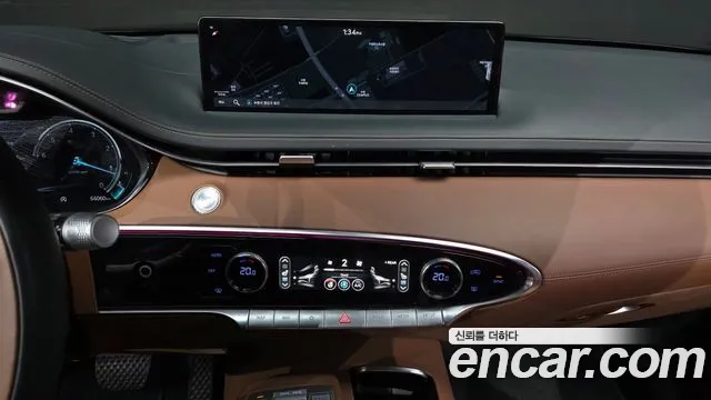 Genesis GV70 — Фото автомобиля 13