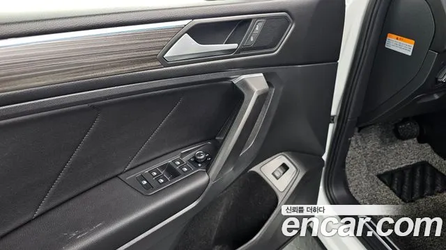 Volkswagen Tiguan — Фото автомобиля 30