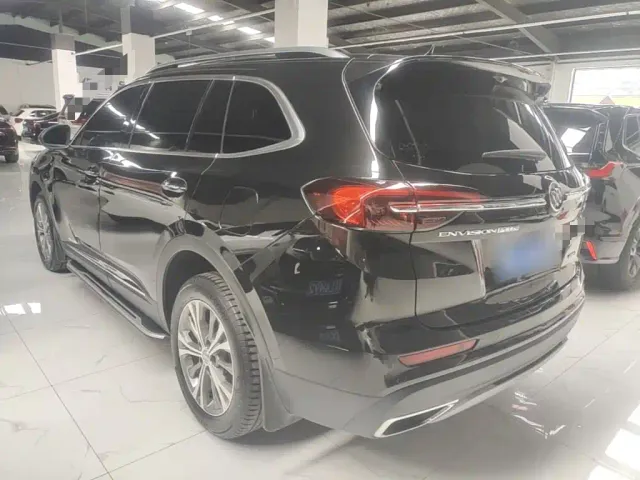 Buick Envision Plus — Фото автомобиля 4