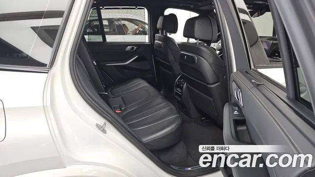 BMW X5 xDrive 40i M Sport — Фото автомобиля 11