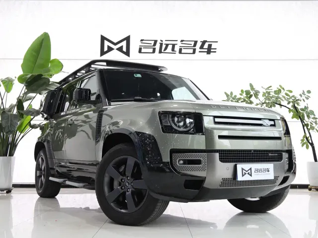 Land Rover Defender — Фото автомобиля 3