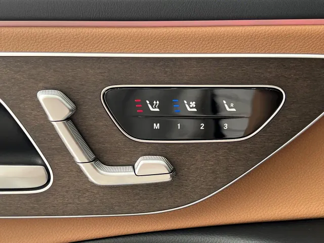 Mercedes-Benz E-Class — Фото автомобиля 13