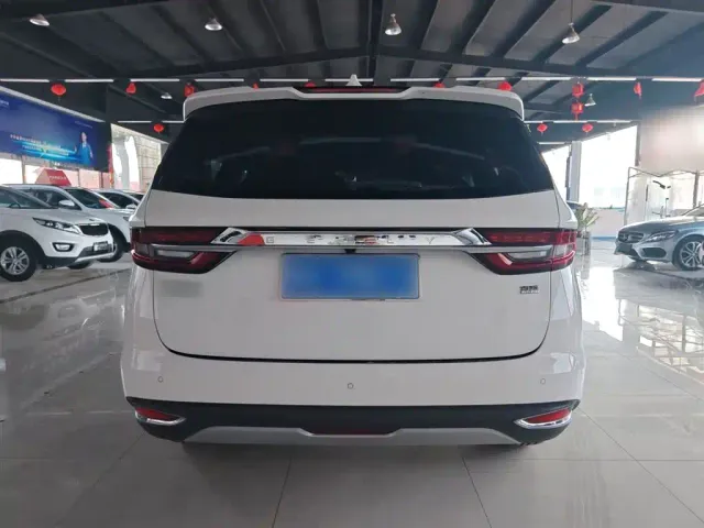 Geely Jiaji — Фото автомобиля 5