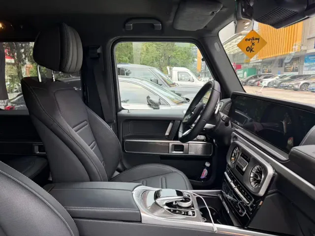 Mercedes-Benz G-Class — Фото автомобиля 3