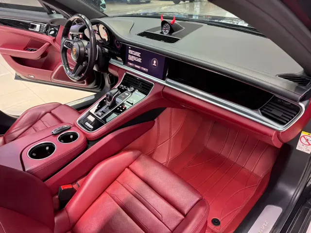Porsche Panamera — Фото автомобиля 6