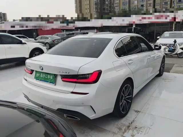 BMW 3 Series — Фото автомобиля 6