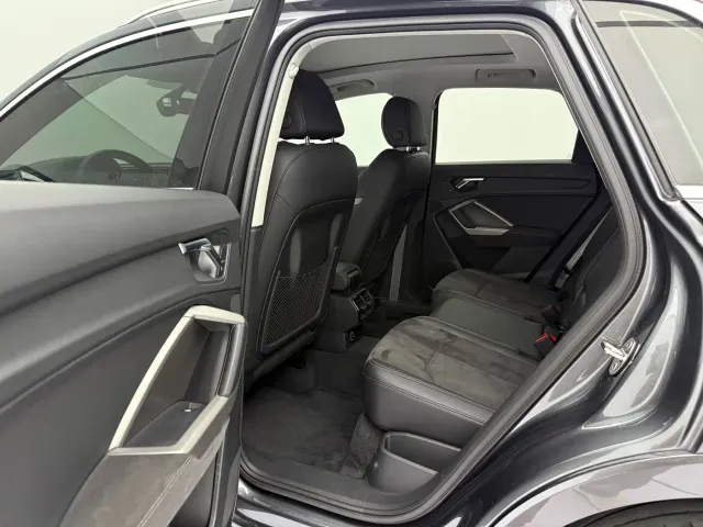 Audi Q3 — Фото автомобиля 10