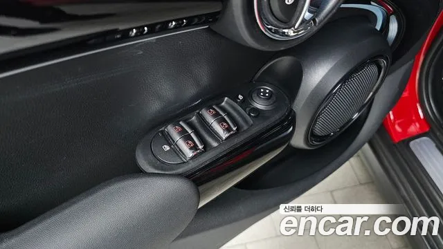 Mini Cooper Cooper 5 дверей Classic — Фото автомобиля 20