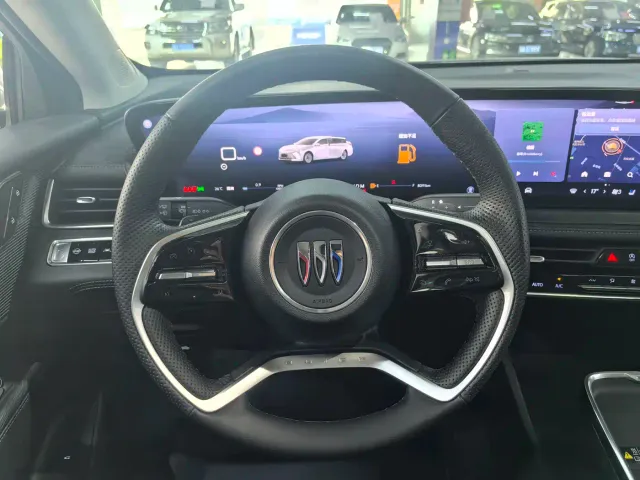 Buick LaCrosse — Фото автомобиля 12