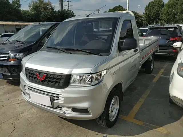 Фотография автомобиля — Wuling Rongguang New Truck