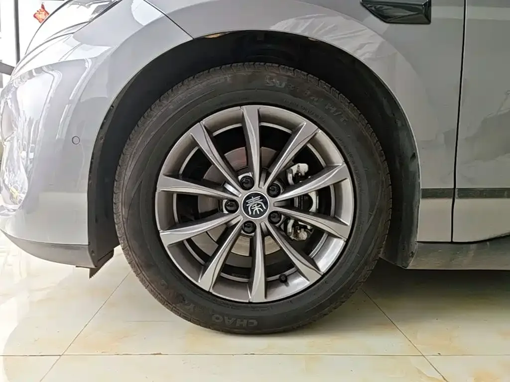 BYD Qin L 2025 EV 545KM Superior — Фото автомобиля 22