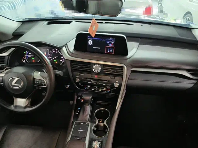 Lexus RX — Фото автомобиля 12