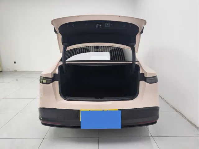 Nissan N7 — Фото автомобиля 14