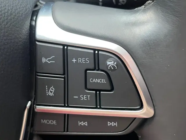 Toyota Highlander — Фото автомобиля 20