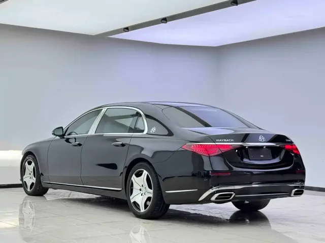 Mercedes-Benz Maybach S-Class — Фото автомобиля 14