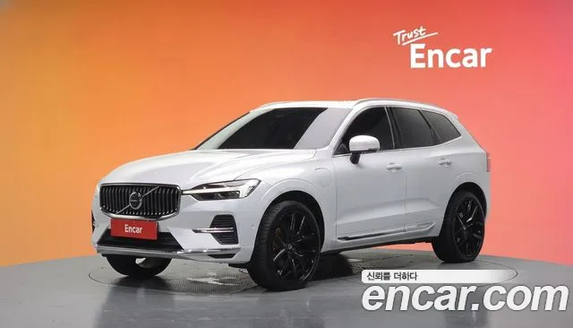 Фотография автомобиля — Volvo XC60 2nd Gen