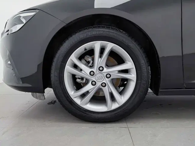 Buick Regal — Фото автомобиля 17