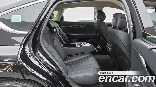 Genesis G80 RG3 — Фото автомобиля 12
