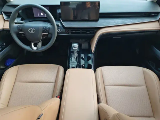 Toyota Camry — Фото автомобиля 7