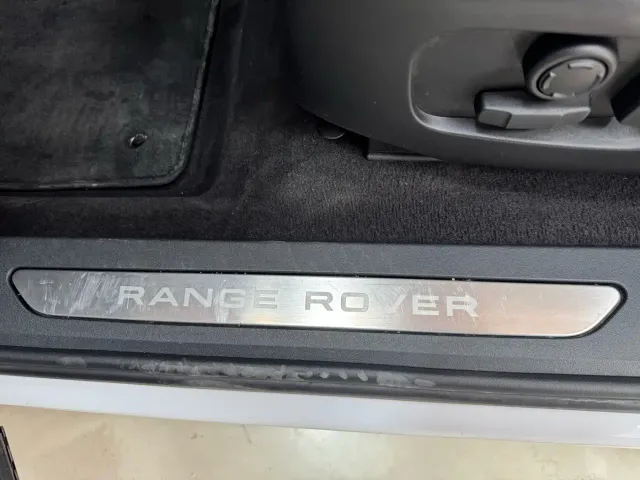 Land Rover Range Rover Evoque — Фото автомобиля 12