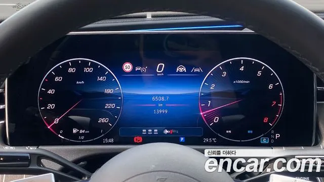 Mercedes-Benz E-Class — Фото автомобиля 5
