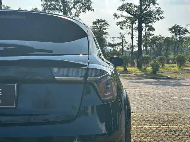 Lynk & Co 02 Hatchback — Фото автомобиля 27