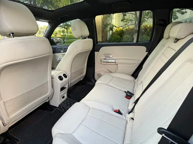 Mercedes-Benz EQB — Фото автомобиля 7